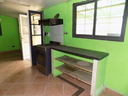 Casa Quinta, De 4 Hectareas Con 2 Viviendas Con Cochera, Deposito, Parque Y Parrilla