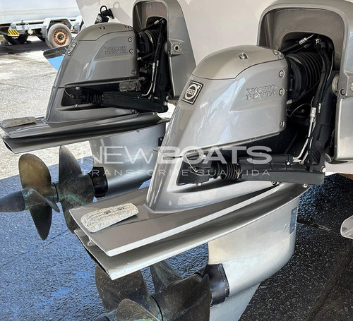 Sessa C40 Ht 2x Volvo D4 300 Hp Ñ Intermarine Cimitarra