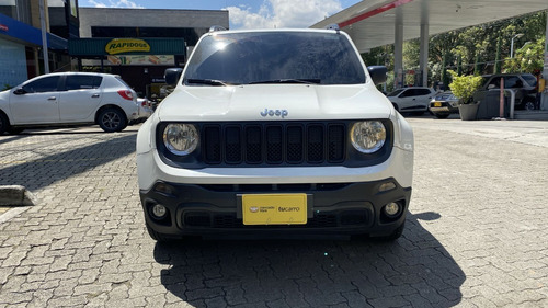 Imagen 2 de 17 de Jeep Renegade Sport Plus 2022