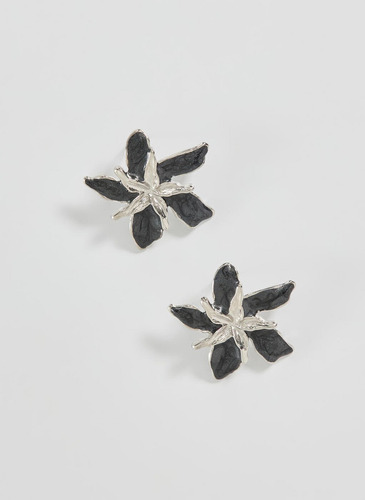 Brinco Prateado Flor Resinada