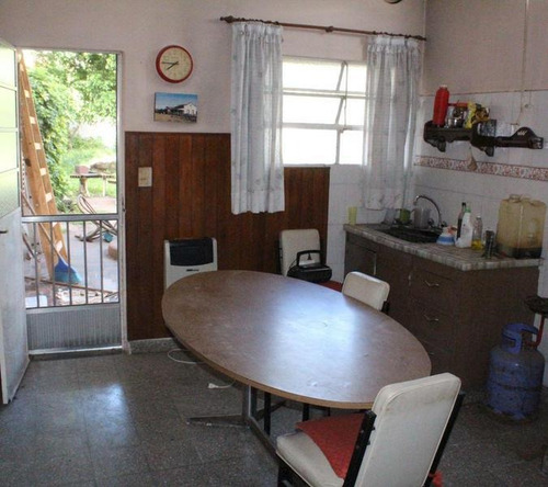 Imagen 8 de 12 de Casa En Venta Florencio Varela