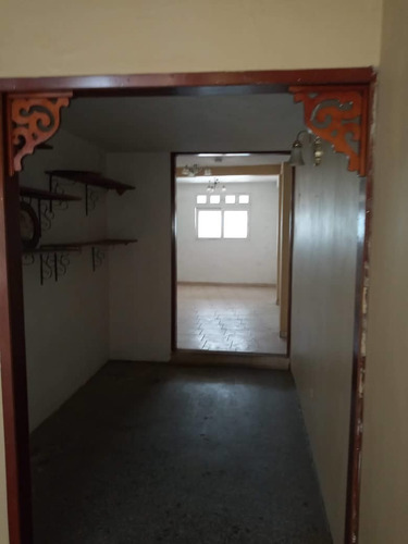 Imagen 5 de 14 de Casa En La Esmeralda A Remodelar