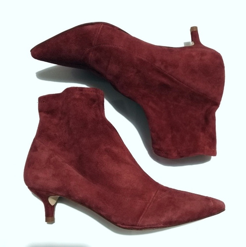 Imagen 2 de 6 de Botas Zara Elastizadas Gamuzin Número 37 Escala Nuestra Nuev