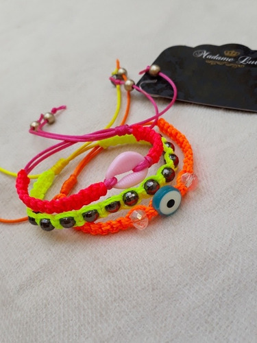 Imagem 2 de 8 de Kit 9 Pulseira Praia Neon Pingente Olho Grego Búzios Atacado