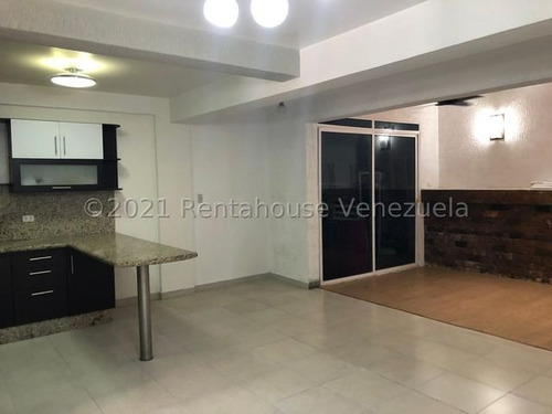 Increible Villa Ubicada En Conjunto Residencial De Solo 19 Casas, Cuenta Con Planta Electrica 100%, Pozo De Agua, Gas Directo, Con Agradables Areas Sociales (piscina, Parrillera)