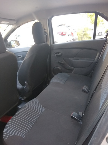 Imagen 13 de 14 de Renault Logan Authentique Plus 1.6