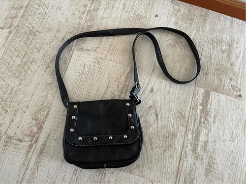 Cartera Bandolera Negra Simil Cuero Tira Regulable Bolsill 