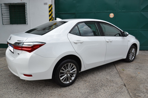 Imagen 2 de 25 de Toyota Corolla Xei 6 M/t 2018 / Service Oficiales / Permuto