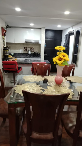 Apartamento Disponible Para Venta, Ubicado En El Conjunto Residencial Los Sauces, Cra. 22 #9-68 Zipaquirá Con Un Área De 72,61 Metros Cuadrados En Un Tercer Piso Y Con Vista Interior.
