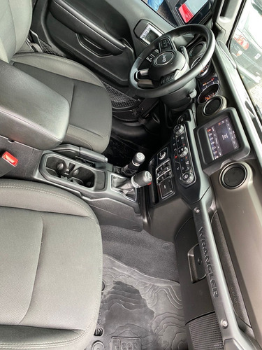 Imagen 8 de 9 de Jeep