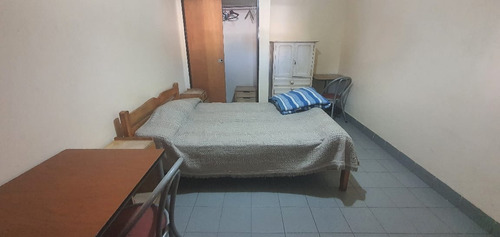 Imagen 1 de 2 de Alqulier De Habitación Para Pasajeros
