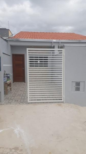 Imagem 2 de 15 de Casa 2 Dormitórios Para Venda Em Sorocaba, Jardim Santa Madre Paulina, 2 Dormitórios, 1 Banheiro, 1 Vaga - 657_1-1372690