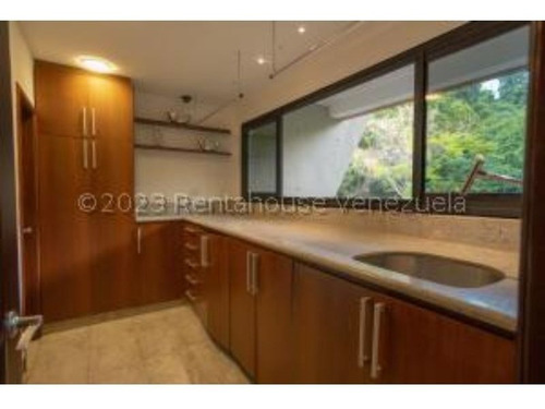 #23-20327 Exclusivo Apartamento En Colinas Del Tamanaco