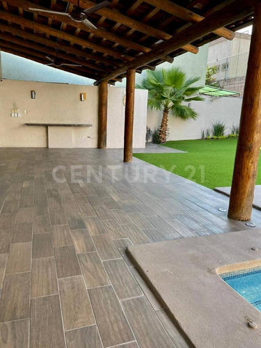 Imagen 18 de 19 de Casa En Renta En Fuentes Del Valle, San Pedro Garza García.