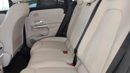 Imagen 10 de 11 de Mercedes-benz Clase Gla 200 Progressive