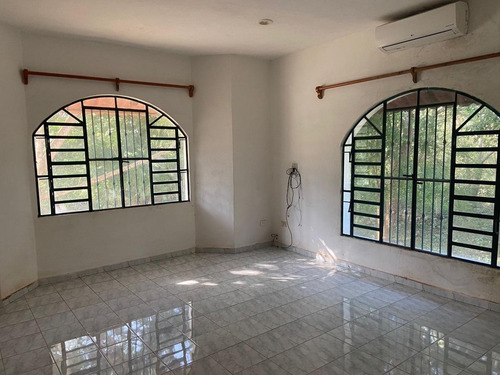 Hacienda En Venta En Mérida, Cholul, Entrega Inmediata