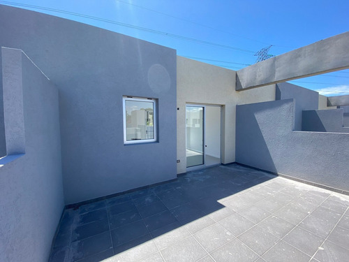 Imagen 30 de 30 de Venta Triplex 5 Ambientes Tigre C/parrilla Jardín