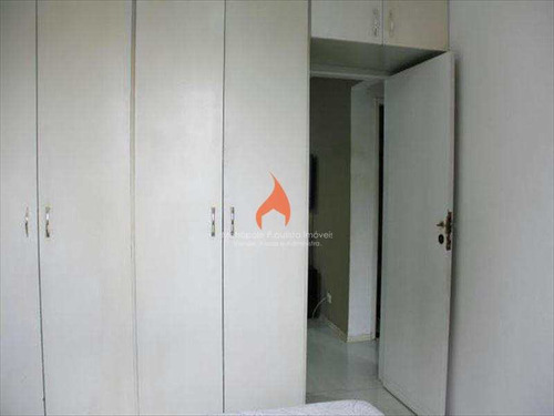 Imagem 10 de 19 de Apartamento Em São Paulo Bairro Santa Cecília - V740