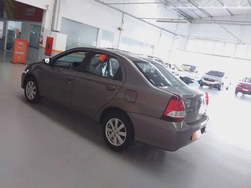 Imagem 7 de 11 de Toyota Etios 1.5 X Plus Sedan 16v Flex 4p Automático