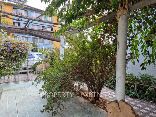 Venta De Casa Ley Pereira Con Patio En Barrio Trad...