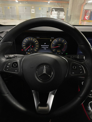 Imagen 10 de 13 de Mercedes Benz E400 Sport