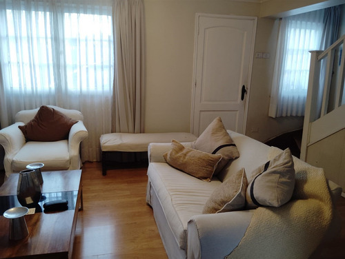 Casa En Venta De 3 Dorm. En Ñuñoa
