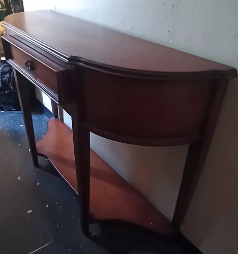 Mesa Consola Estilo Antiguo (Usado)