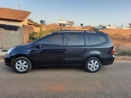 Imagem 4 de 11 de Nissan Livina 2011 1.8 Sl Flex Aut. 5p