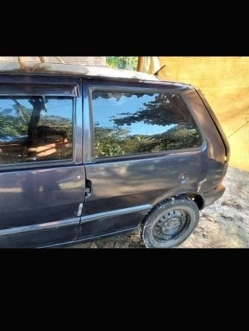 Imagem 1 de 5 de Fiat Uno Boa