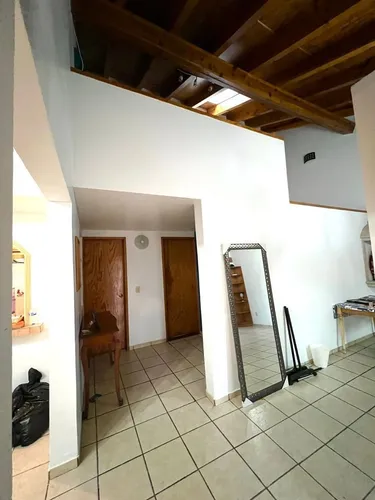 Venta De Casas En Jurica, 3 Habitaciones, De Oportunidad, Hermosa Calle.