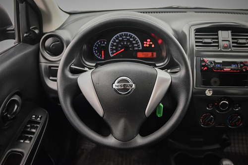 Imagen 10 de 15 de Nissan Versa Drive 1.6 2020