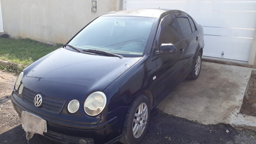 Volkswagen Polo Sedan 2006 1.6 Comfortline Total Flex 4p