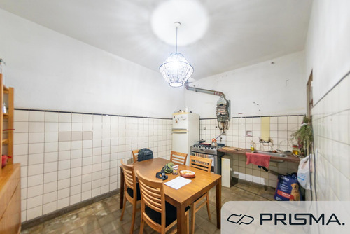 Casa - 1 Dorm - Guemes - Apta Credito