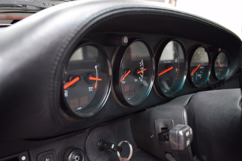 Porsche 911 3.4 Carrera 2 Coupe Tiptronic