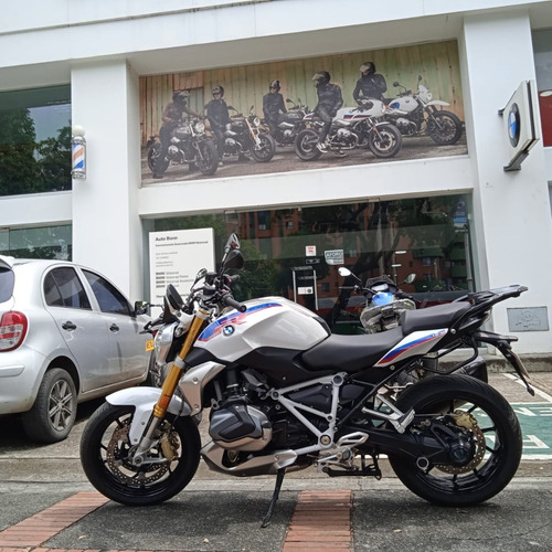 Bmw R 1250r Blanco Azul Metalizado 2804 Kms Placas Cali