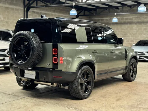 Land Rover Defender First Edition 2.0 Turbo Diesel