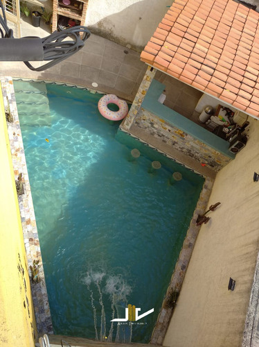 Imagen 2 de 10 de Cagua Corinsa - Town House Con Piscina