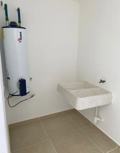 Pb ¡remate Bancario C. El Parián, Jardines Del Country, 44210 Guadalajara, Jal!