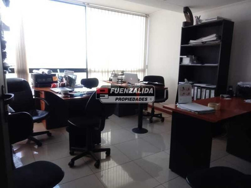 Oficina En Venta De 2 Privados En San Joaquín