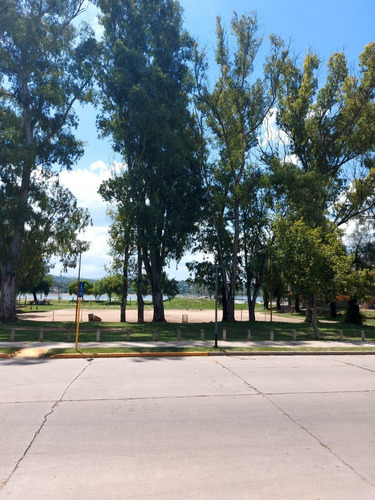 Imagen 13 de 15 de Duplex (p/5-6 Pasajeros) + Pileta + Aire Acond. + Cochera + Quincho + Wifi + Tv. Cable + Zona Residencial ::: Espectacular (consultar Por Otros Dptos Mas Pequeños Y/o Casa)
