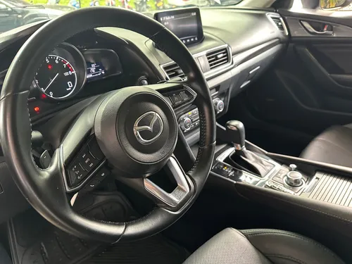 Mazda 3 2.0 Grand Touring