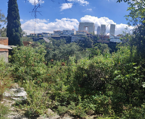 Terreno En Venta En Bosques De Las Lomas (v)