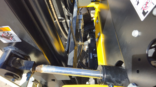 Montacargas Yale Gdp25mx 5500 Lbs. Diesel