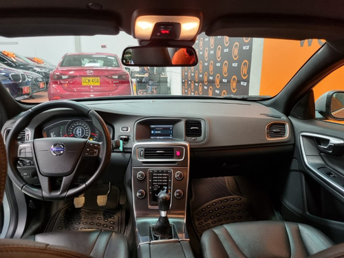 Imagen 4 de 17 de Volvo S60 T4 1,6 Mt 2014