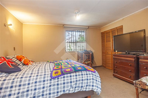 Casa En Venta De 5 Dorm. Con Piscina En Las Condes
