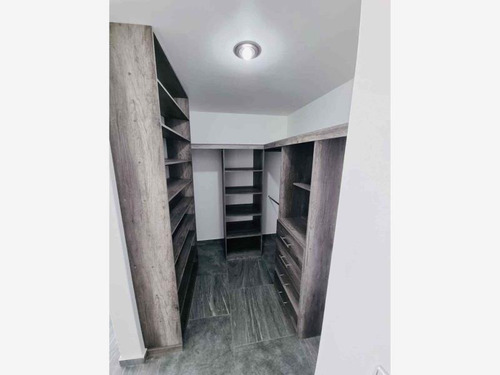 Imagen 3 de 9 de Casa Sola En Venta En Privada De Solo 9 Casas. Pachuquilla. Nueva