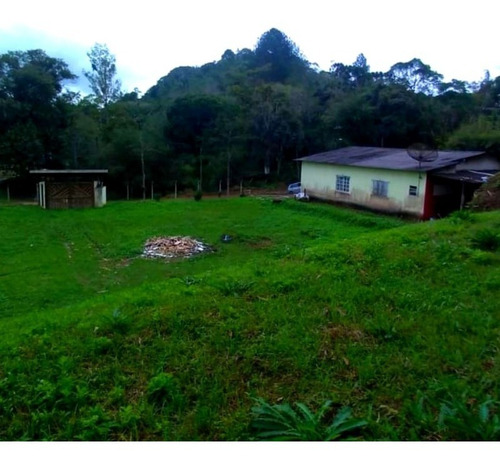 Imagem 2 de 14 de Chácara 3.000m² Muito Bem Localizada C/ Ótima Topografia