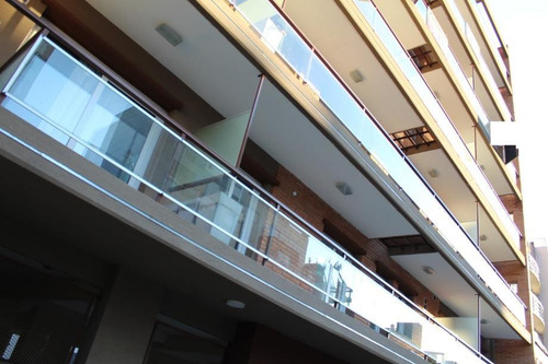 Imagen 3 de 11 de Departamento En Venta En Castelar Sur