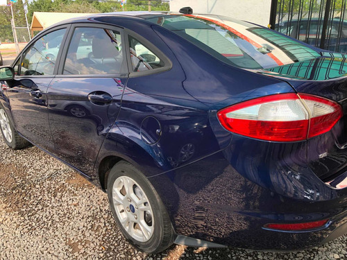 Imagen 3 de 11 de Ford Fiesta 1.6 Se Sedan Mt 2016