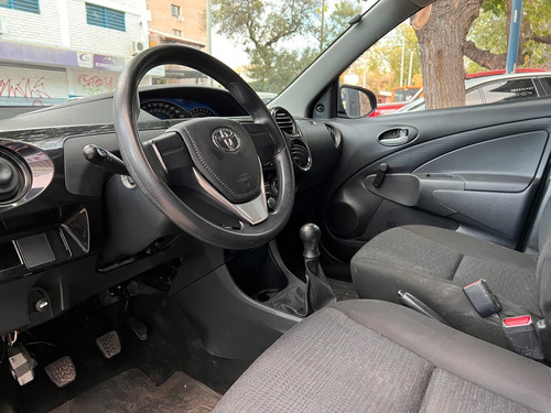 Imagen 8 de 8 de Toyota Etios 1.5 X (90cv) 5ptas